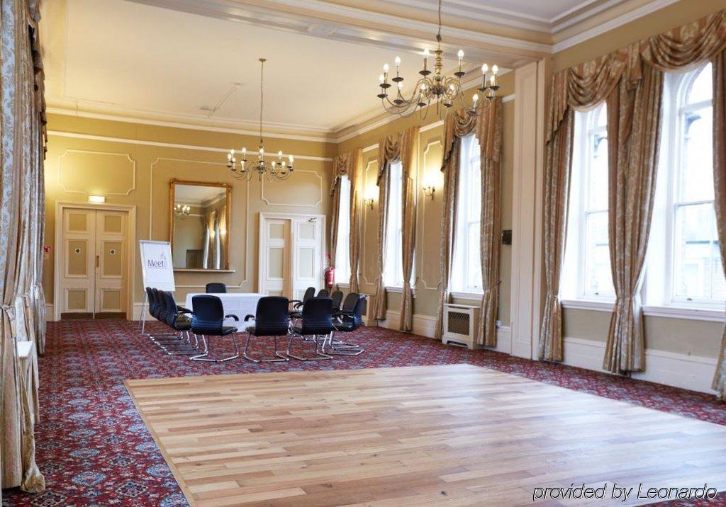 George Hotel By Greene King Inns Гантінгдон Екстер'єр фото